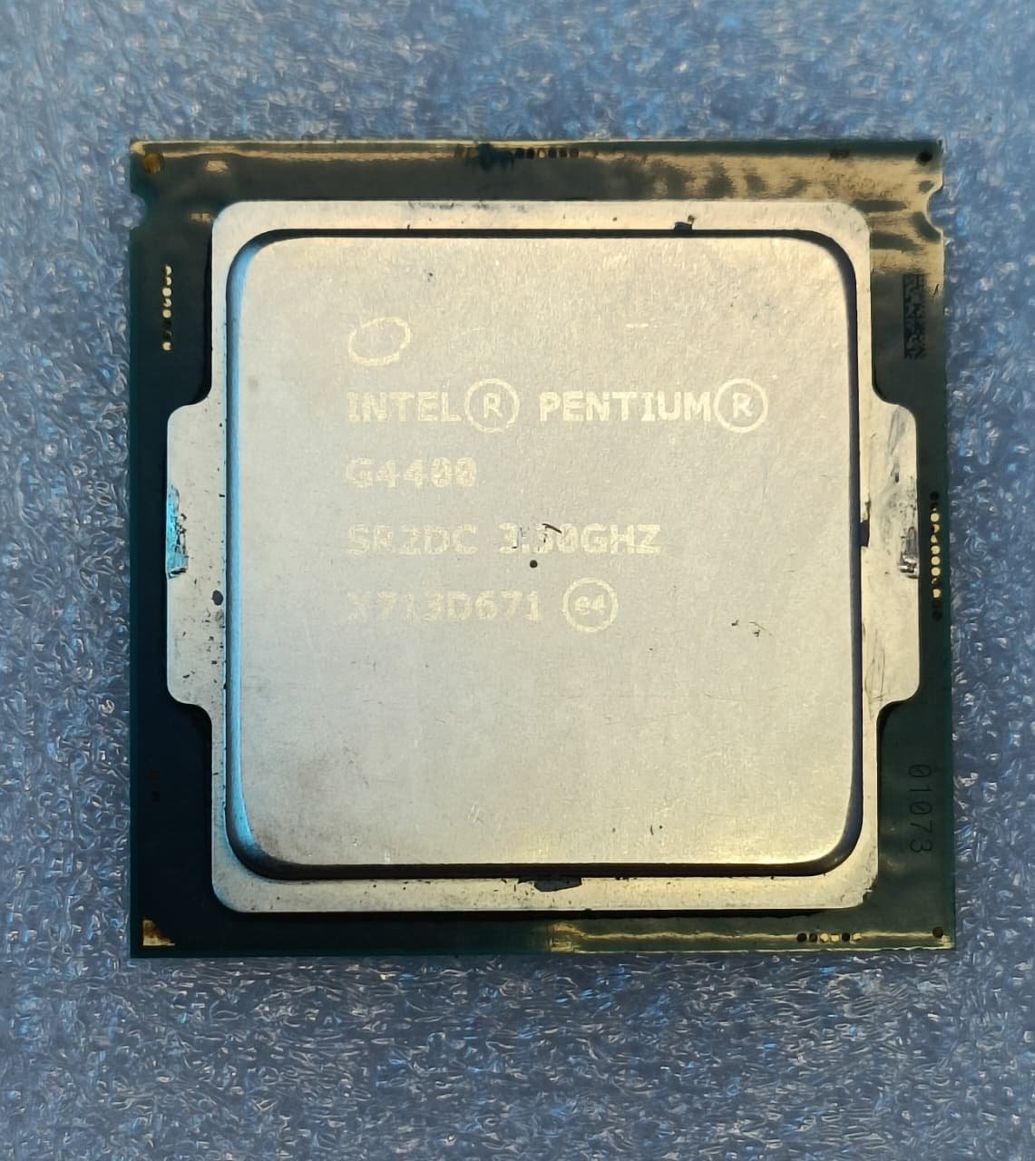 Olds Pentium Processor G4400 6th Generation